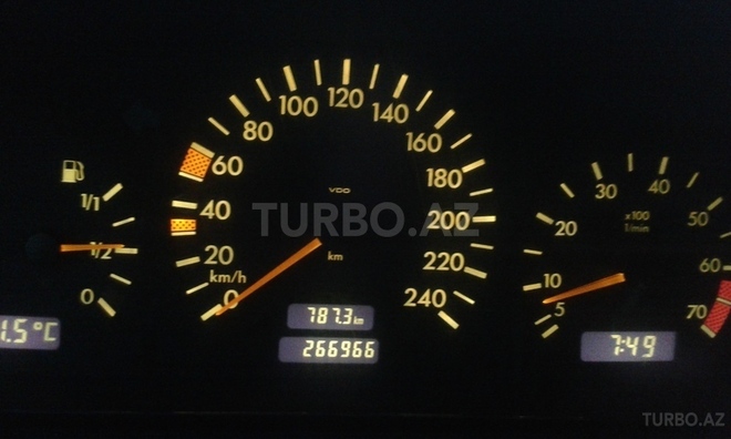 Mercedes C 200 1998, 267,000 km - 2.0 л - Salyan