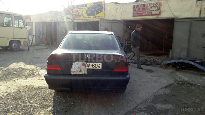 Mercedes C 180 1998, 280,000 km - 1.8 л - Bakı