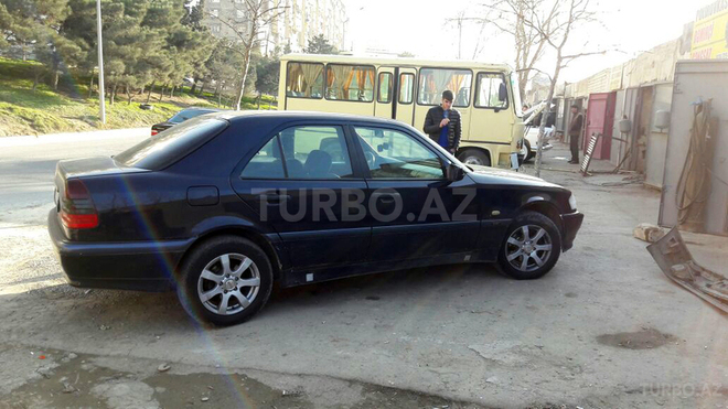 Mercedes C 180 1998, 280,000 km - 1.8 л - Bakı