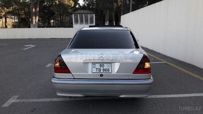 Mercedes C 280 1999, 225,000 km - 2.8 l - Sumqayıt