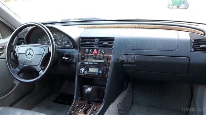 Mercedes C 280 1999, 225,000 km - 2.8 l - Sumqayıt