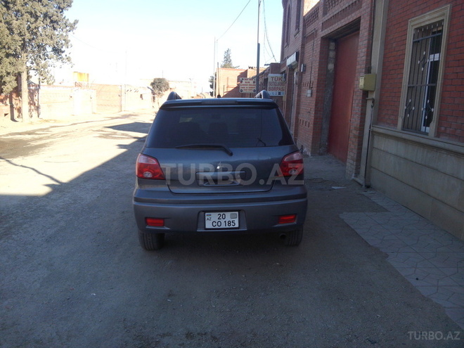 Mitsubishi Outlander 2006, 185,000 km - 2.4 l - Gəncə