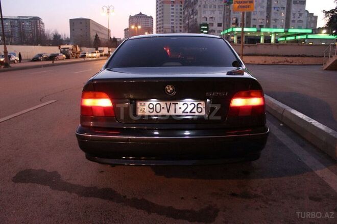 BMW 525 2000, 200,000 km - 2.5 l - Bakı