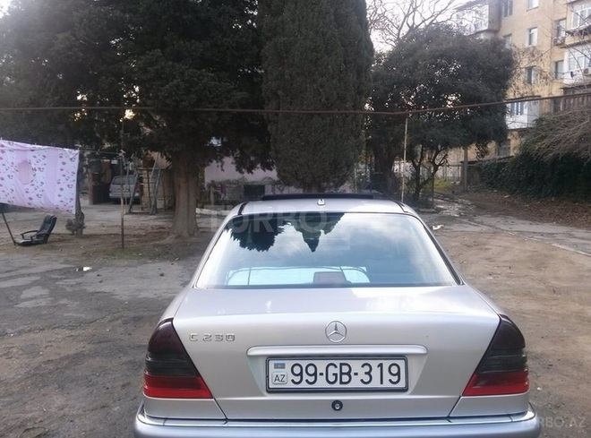 Mercedes C 230 2000, 147,000 km - 2.3 л - Bakı