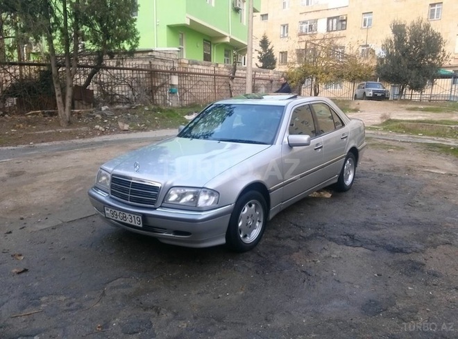 Mercedes C 230 2000, 147,000 km - 2.3 л - Bakı