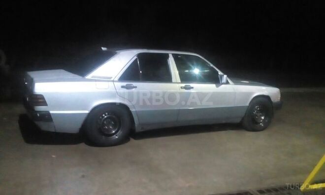 Mercedes 190 1990, 200,000 km - 2.0 л - Bakı