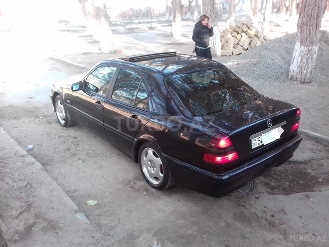 Mercedes C 180 1997, 250,000 km - 1.8 l - Sumqayıt