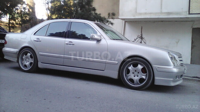 Mercedes E 240 2000, 159,000 km - 2.4 l - Bakı