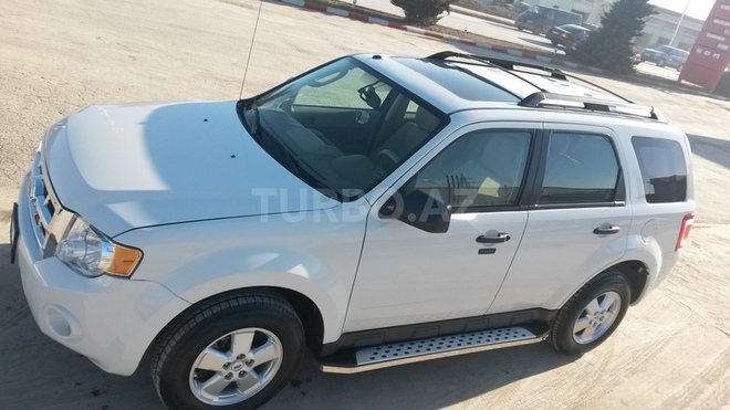 Ford Escape 2011, 78,000 km - 2.4 l - Xudat