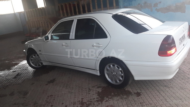 Mercedes C 220 1998, 350,000 km - 2.2 l - Biləsuvar
