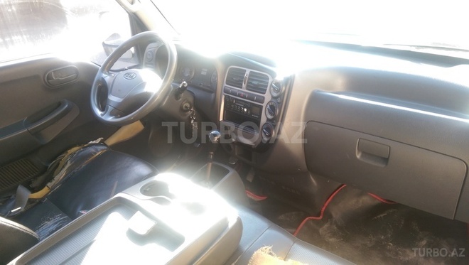 Kia Bongo 2004, 270,000 km - 2.7 l - Bakı