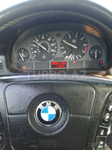 BMW 528 1998, 280,000 km - 2.8 l - Bakı