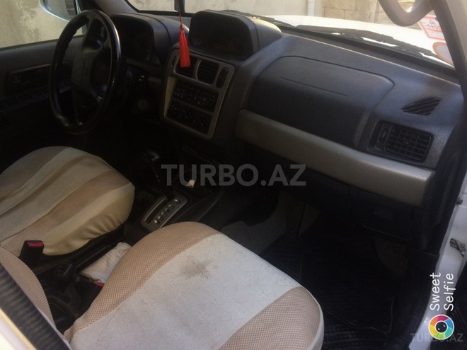 Mitsubishi Pajero io 1999, 146,980 km - 1.8 l - Sumqayıt