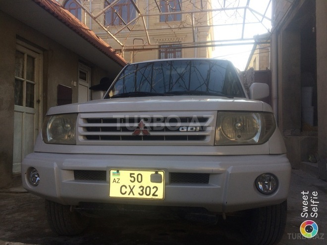 Mitsubishi Pajero io 1999, 146,980 km - 1.8 l - Sumqayıt