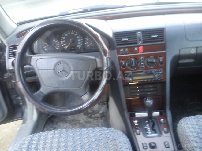 Mercedes C 180 1995, 340,000 km - 1.8 л - Bakı