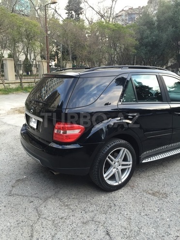 Mercedes ML 350 2006, 146,000 km - 3.5 l - Bakı