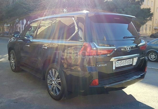 Lexus LX 570 2016, 2,500 km - 5.7 l - Bakı