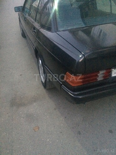Mercedes 190 1988, 250,000 km - 1.8 l - Bakı