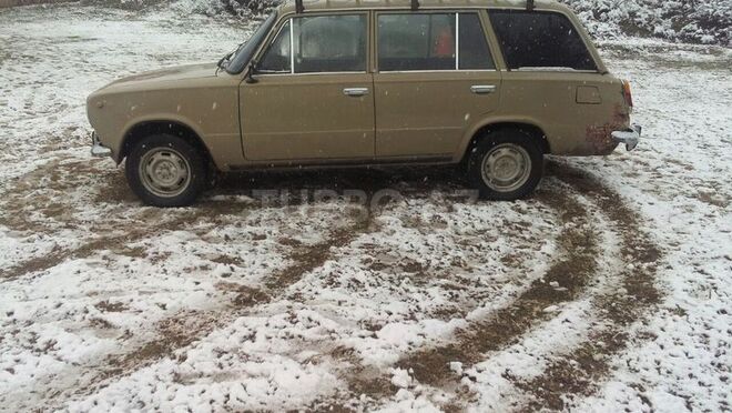 LADA (VAZ) 2102 1985, 110,000 km - 1.3 л - Sabirabad