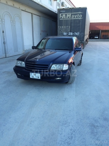 Mercedes C 200 1999, 146,268 km - 2.0 l - Bakı