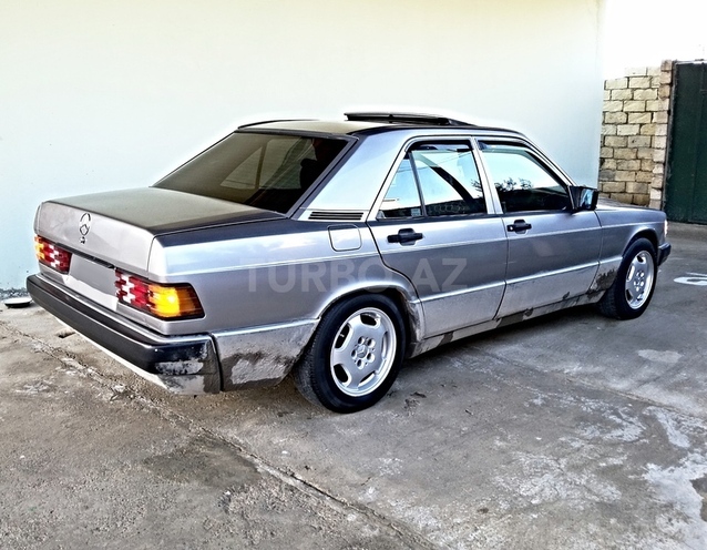 Mercedes 190 1992, 296,587 km - 1.8 l - Xırdalan