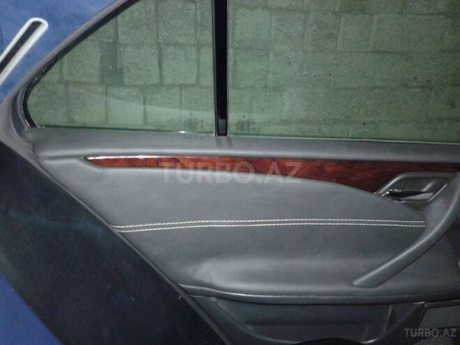 Mercedes E 220 2001, 288,186 km - 2.2 l - Bakı