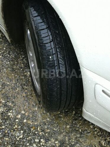 Mercedes E 220 2001, 288,186 km - 2.2 l - Bakı