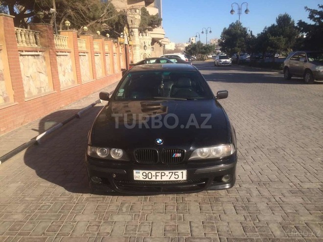BMW 528 2001, 300,000 km - 2.8 l - Bakı