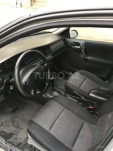 Opel Vectra 2001, 213,000 km - 1.6 l - Bakı