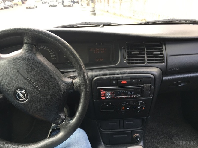 Opel Vectra 2001, 213,000 km - 1.6 l - Bakı