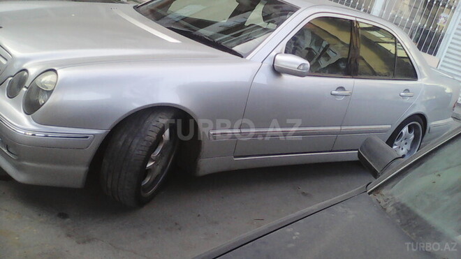 Mercedes E 240 2000, 158,000 km - 2.6 l - Bakı
