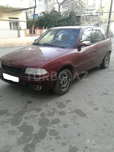Opel Astra 1996, 272,000 km - 1.6 l - Bakı