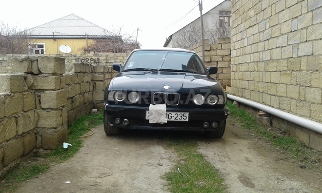 BMW 520 1992, 260,000 km - 2.0 л - Bakı