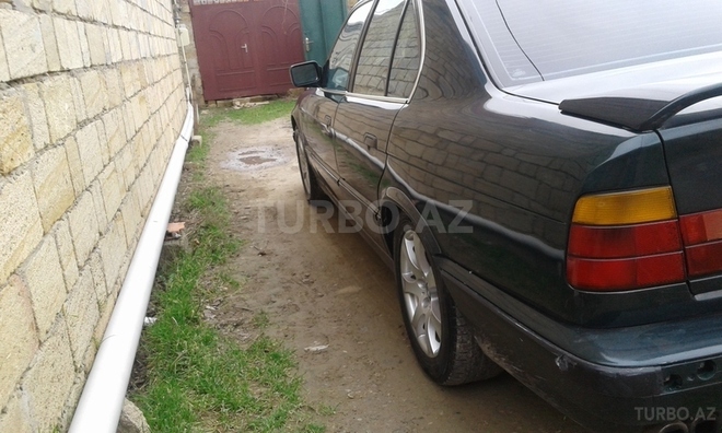 BMW 520 1992, 260,000 km - 2.0 л - Bakı