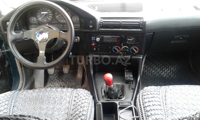 BMW 520 1992, 260,000 km - 2.0 л - Bakı