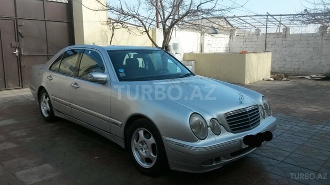 Mercedes E 220 2000, 344,000 km - 2.2 l - Bakı