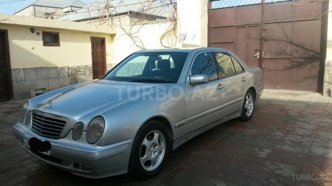 Mercedes E 220 2000, 344,000 km - 2.2 l - Bakı