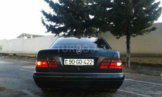 Mercedes E 320 1997, 320,000 km - 3.2 l - Bakı