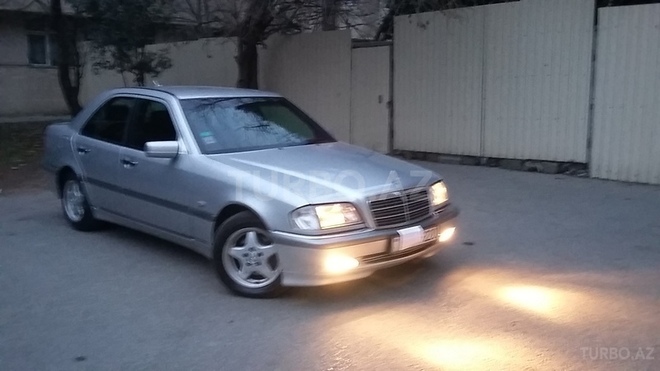 Mercedes C 220 1998, 255,600 km - 2.2 l - Bakı