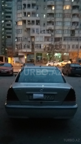 Mercedes C 220 1998, 255,600 km - 2.2 l - Bakı