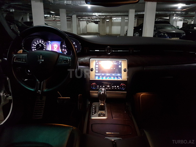 Maserati Quattroporte 2014, 28,000 km - 3.0 л - Bakı