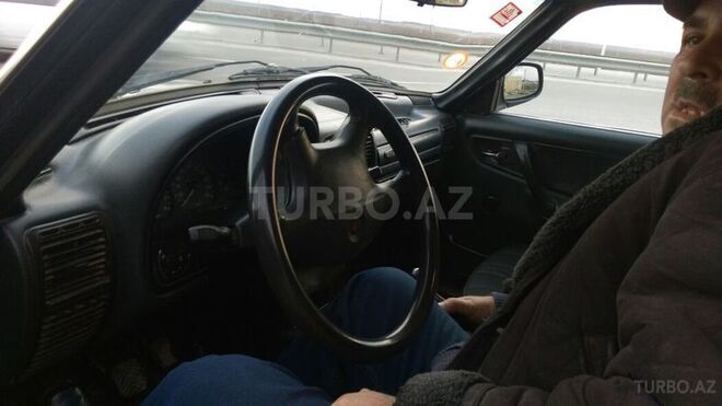 GAZ 31105 2006, 160,000 km - 2.5 л - Şirvan