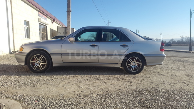 Mercedes C 230 2000, 192,000 km - 2.3 l - Şamaxı