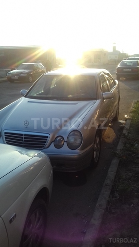 Mercedes E 200 2002, 245,000 km - 2.0 l - Bakı