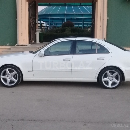 Mercedes E 240 2004, 205,000 km - 2.6 l - Şirvan