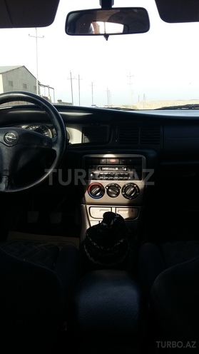 Opel Vectra 2000, 315,000 km - 1.6 l - Bakı