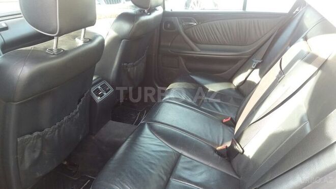 Mercedes E 240 1999, 171,320 km - 2.4 l - Bakı