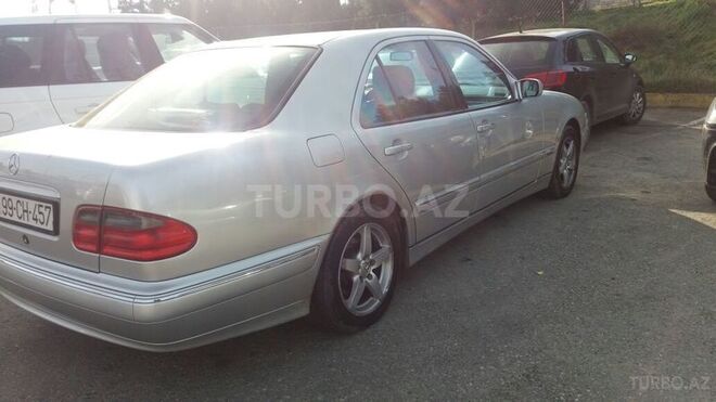 Mercedes E 240 1999, 171,320 km - 2.4 l - Bakı