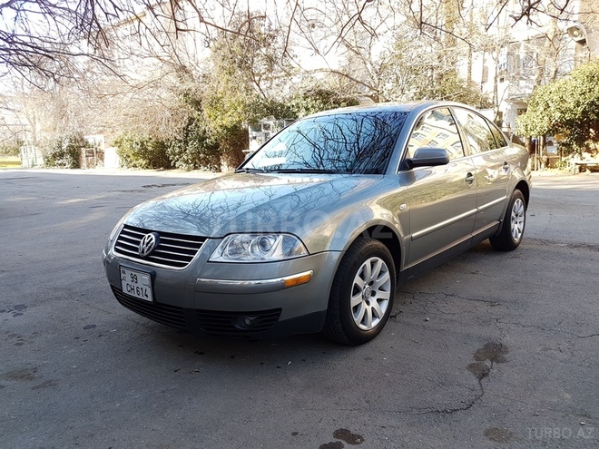Volkswagen Passat 2003, 290,000 km - 1.8 l - Bakı
