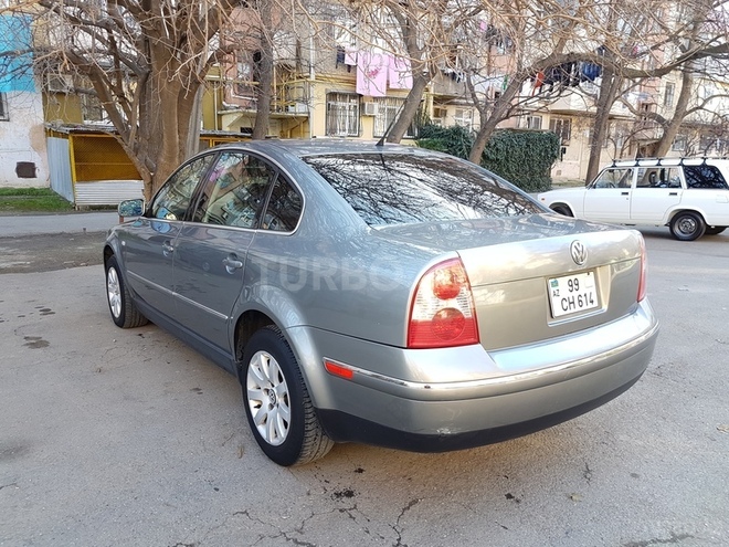 Volkswagen Passat 2003, 290,000 km - 1.8 l - Bakı